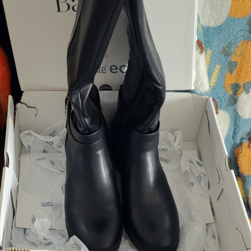 Croft & Barrow Eco-Friendly Boots Size 9.5